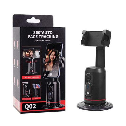 Smart tracking phone tripod with automatic rotation